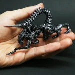 光造形3Dプリントによる精密なエイリアンのフィギュア